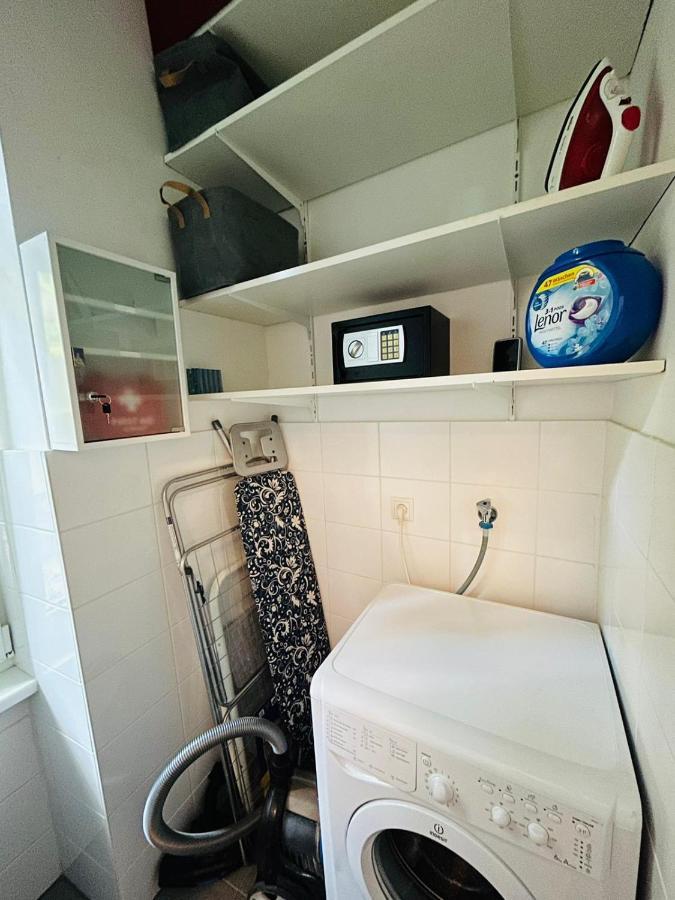Apartment 5 Min Schoenbrunn Gloriette, Direct To City Center, Free Parking Viena Exterior foto